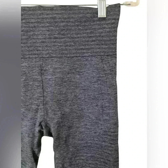 Athleta Seamless Charcoal Gray Compression Leggings - Picture 4 of 8